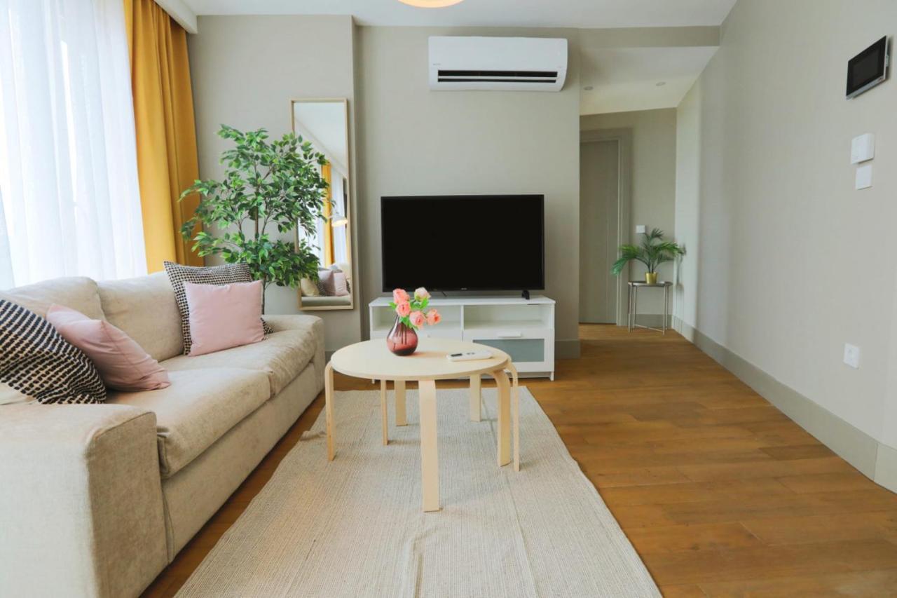 Excellent Flat W 360 Bosphorus View In Cihangir Istanboel Buitenkant foto